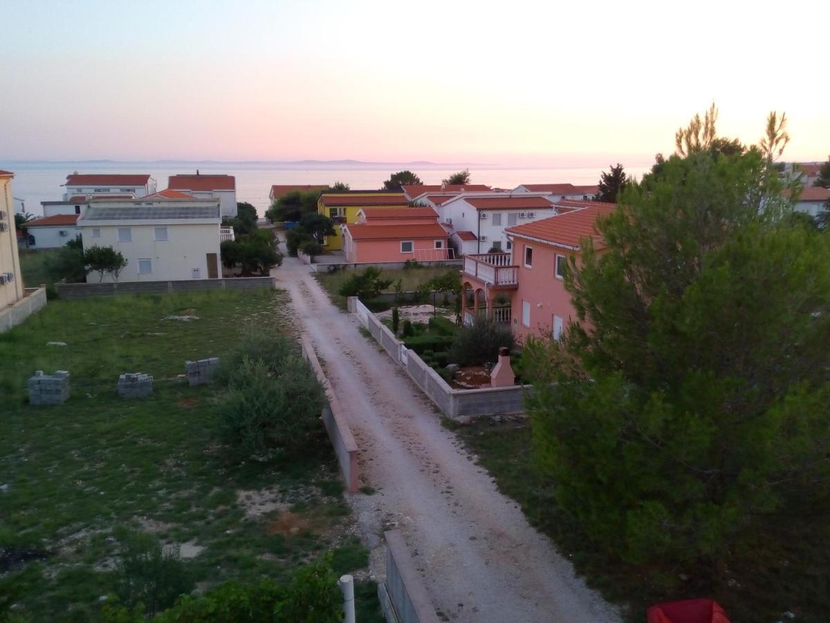 Maslina Apartment Vir Exterior photo