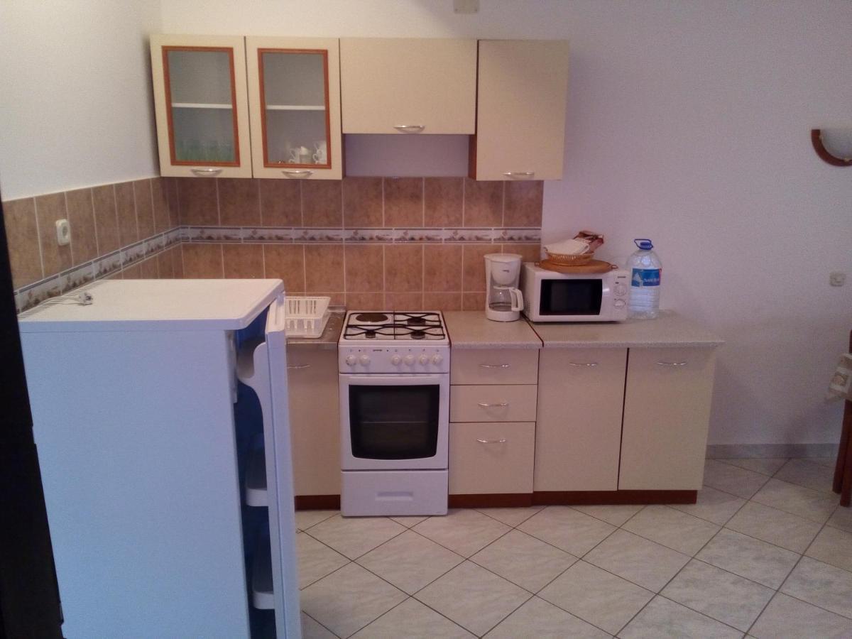 Maslina Apartment Vir Exterior photo